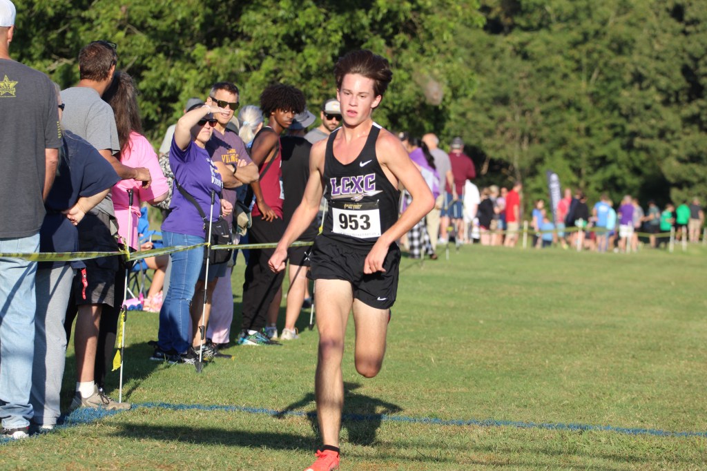 Freshman, senior claim Boys XC ROW&nbsp;awards