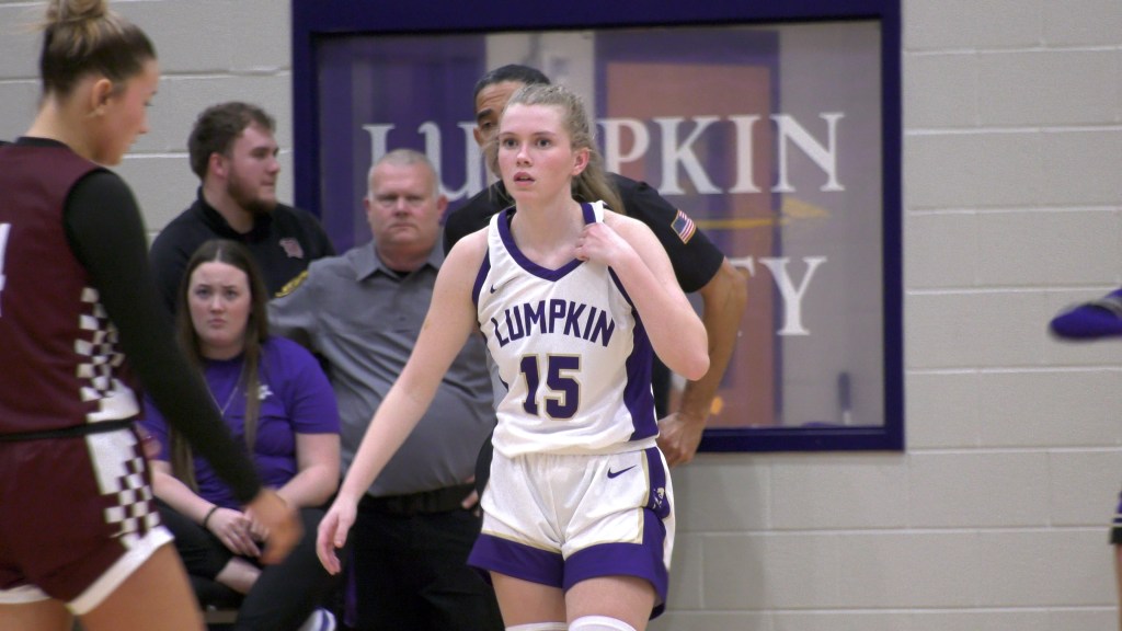 Senior group takes Girls Hoops POW&nbsp;awards