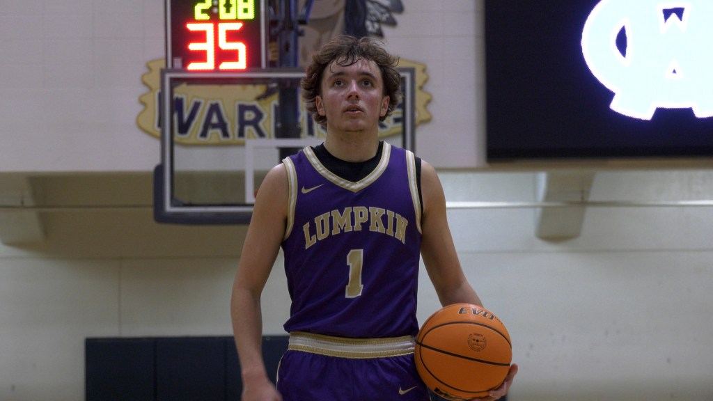 Guards ball out, win POW awards